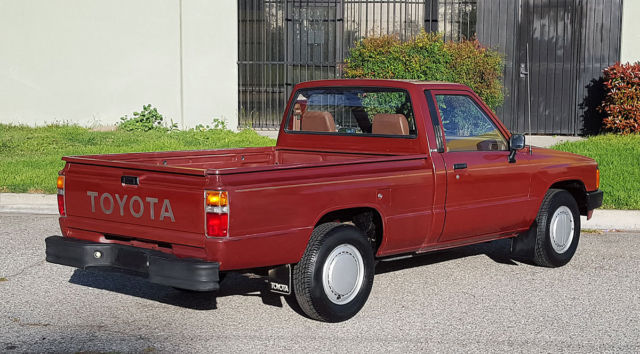 1986 Toyota Other Pickup, Short bed - photo 7