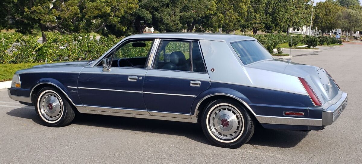 1987 Lincoln Continental California Car, Runs A+++, 40k Orig Miles - photo 6