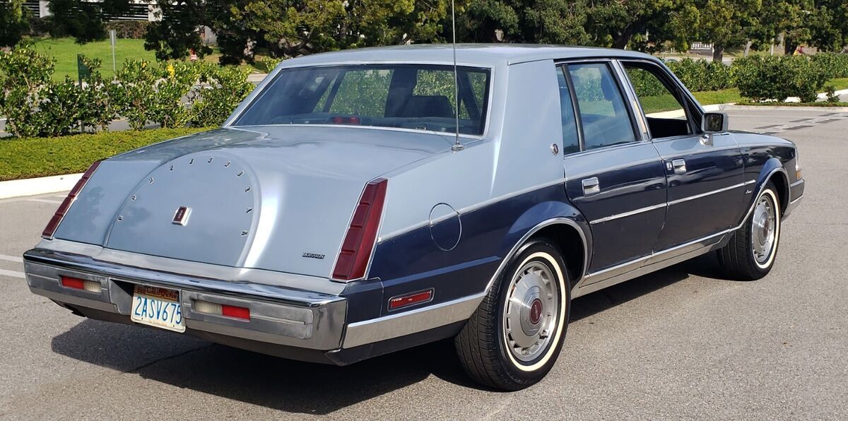 1987 Lincoln Continental California Car, Runs A+++, 40k Orig Miles - photo 7
