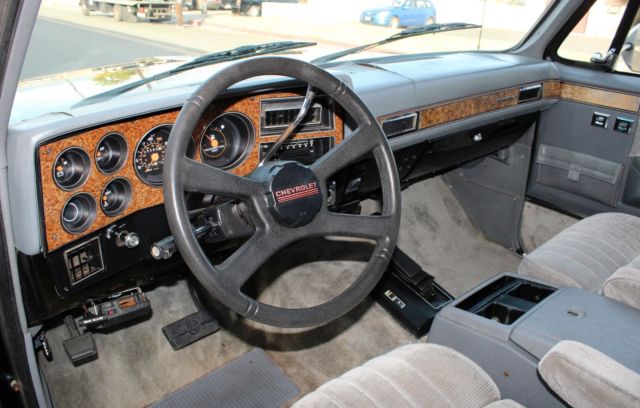 1989 Chevrolet Suburban California Original, K 2500, 4X4, Runs Great - photo 13