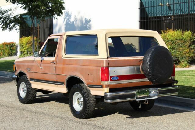 1989 Ford Bronco 4x4, XLT, 100% Rust Free,NO RESERVE (310)259-5383 - photo 9