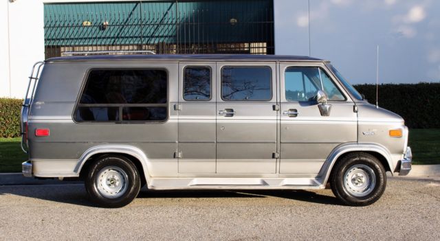 1989 GMC Vandura California Original, Two Owner, 310-259-5383 - photo 6