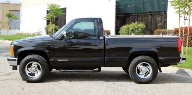 1989 GMC Sierra 1500 Short Bed, 4x4, 100% Rust Free - photo 6