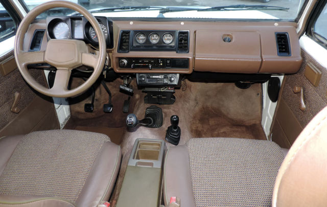 1990 Isuzu Trooper 4x4, California SUV - photo 11