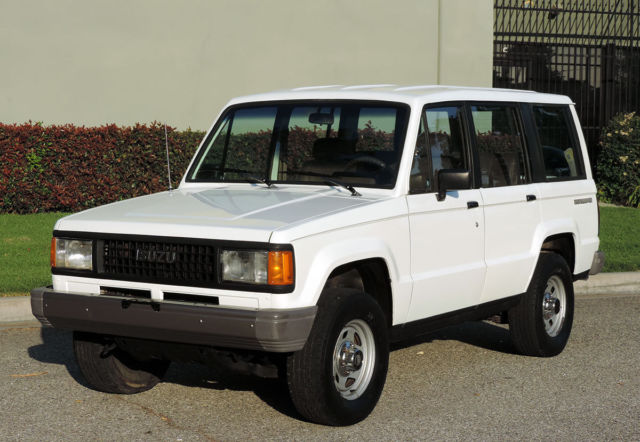 1990 Isuzu Trooper 4x4, California SUV - photo 7