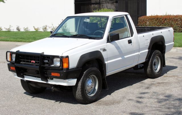 1990 Mitsubishi Mighty Max 4x4, Two Owner, 100% Rust Free - photo 7