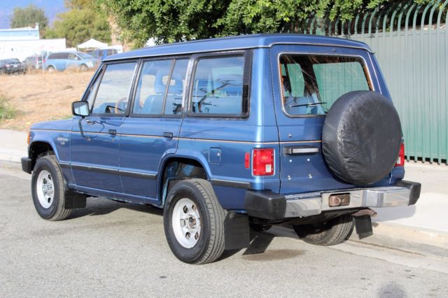 1990 Mitsubishi Montero One Owner, 4x4, No Reserve - photo 9