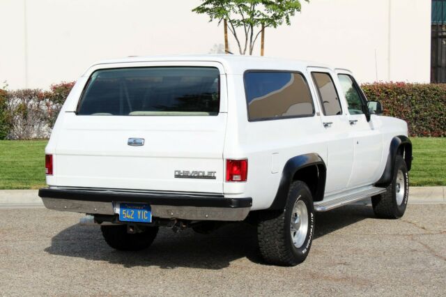 1991 Chevrolet Suburban 2500 4x4, 100% Rust Free (833)225-4227 - photo 10