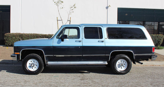 1991 Chevrolet Suburban Silverado 2500 4x4, One Owner, 3/4 Ton - photo 7