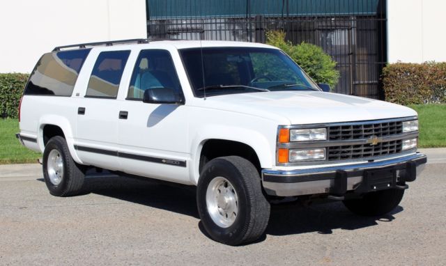 California Original, 1993 Chevrolet Suburban 2500, 3/4 ton, 4x4, 100% Rust Free 1993 Chevrolet Suburban 2500 3/4 Ton 4x4, California Two Owner