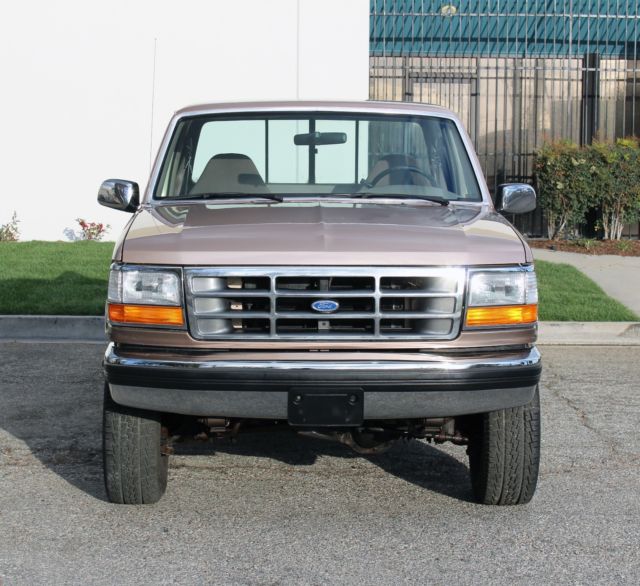 1993 Ford F-250 100% Rust Free, One Owner, 4x4, Supercab - photo 3