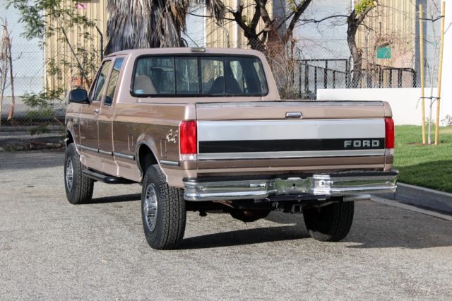 1993 Ford F-250 100% Rust Free, One Owner, 4x4, Supercab - photo 9