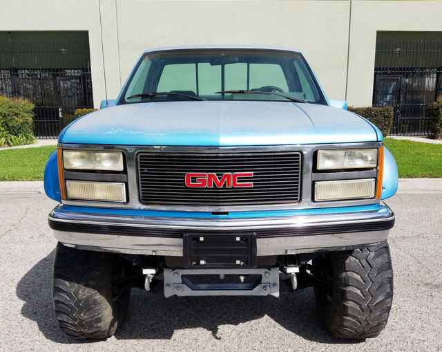 1993 GMC Sierra 1500 California 4X4, ONE owner - photo 3