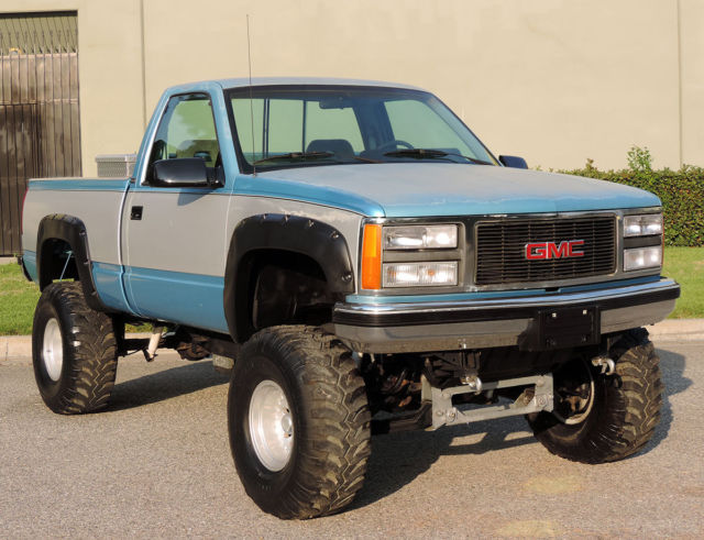 1993 GMC Sierra 1500 California 4X4, One owner - photo 2