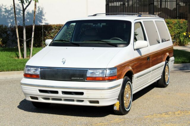 1994 Chrysler Town & Country "Woody" 100% Rust Free(310)259-5383 - photo 4