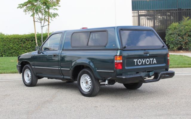1994 Toyota Pickup California Original, Short bed, Runs A+ - photo 10
