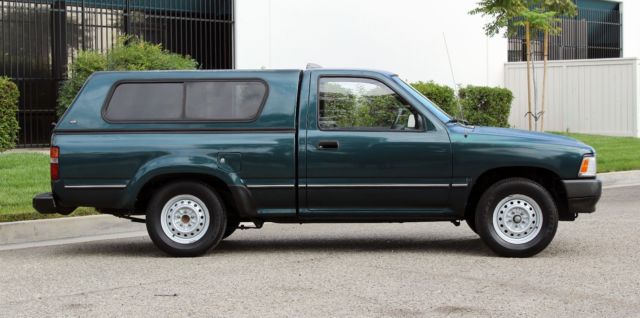 1994 Toyota Pickup California Original, Short bed, Runs A+ - photo 6