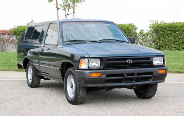 1994 Toyota Pickup California Original, Short bed, Runs A+ - photo 8