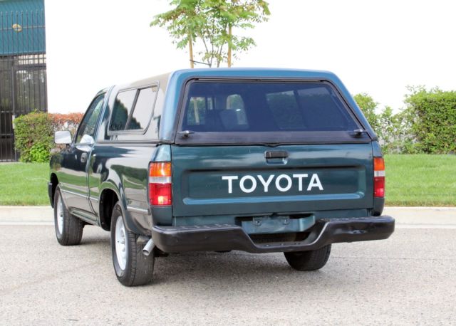 1994 Toyota Pickup California Original, Short bed, Runs A+ - photo 9