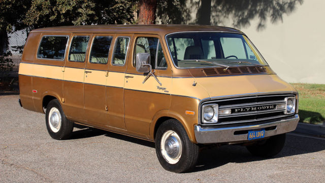 1976 Plymouth Voyager 