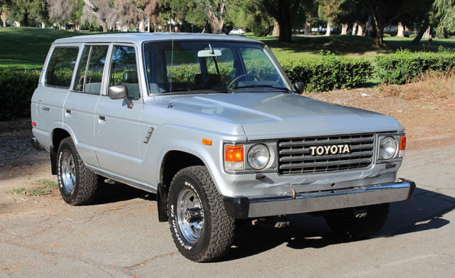 1985 Toyota Land Cruiser One Owner California FJ60 - photo 4