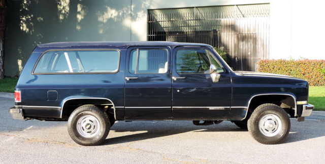 1989 GMC Suburban SLE, 4x4, 1/2 Ton, California SUV - photo 4