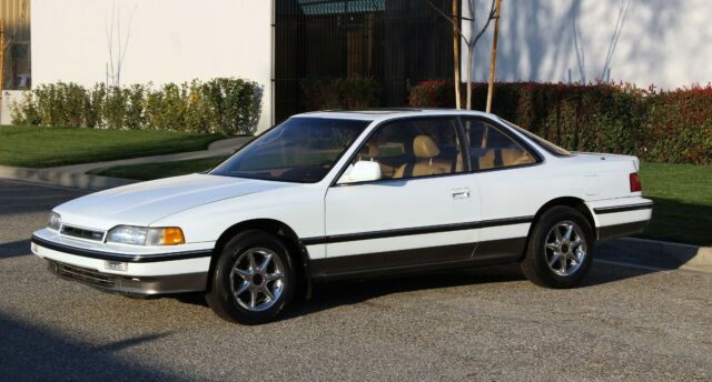 California Original,1990 Acura Legend L, 100% Rust Free, Two Owner, No Reserve 1990 Acura Legend Rust Free California (310) 259-5383, No Reserve