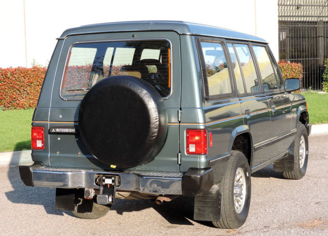 1991 Mitsubishi Montero LS 4X4, California SUV - photo 7
