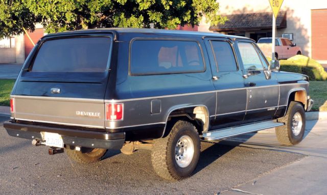 1989 Chevrolet Suburban 1500 Silverado 4x4, California One Owner - photo 10