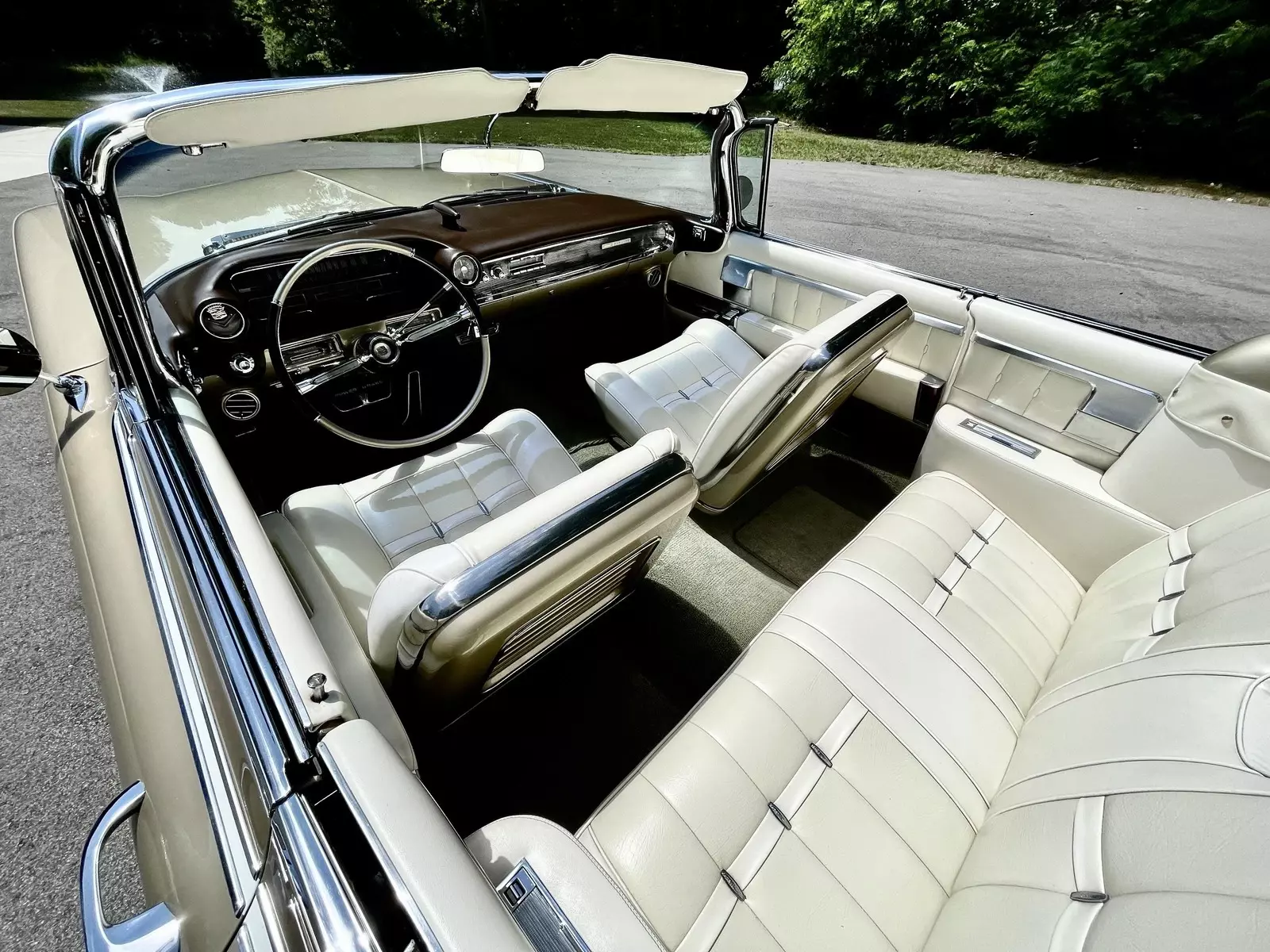 1960 Cadillac Eldorado Biarritz Convert FULLY RESTORED NUMBERS MATCHING - photo 3