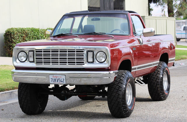 1978 Plymouth Trailduster 4x4 4x4 - photo 8