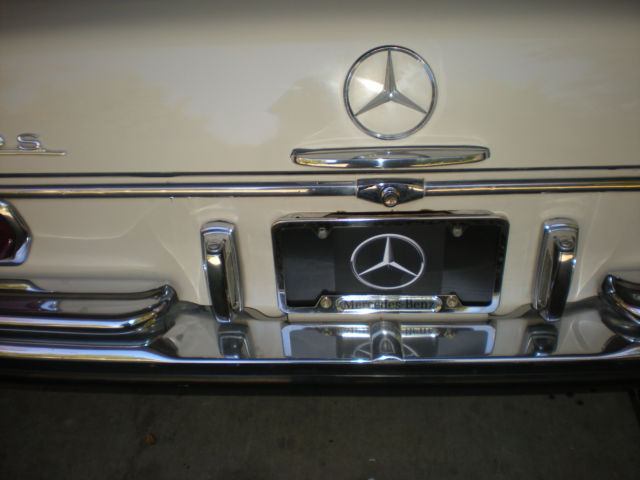 1966 Mercedes-Benz 200-Series - photo 10