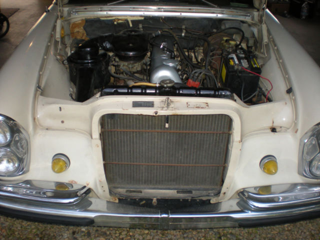 1966 Mercedes-Benz 200-Series - photo 12