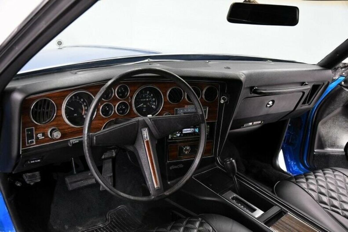 1976 Pontiac Grand Prix - photo 10