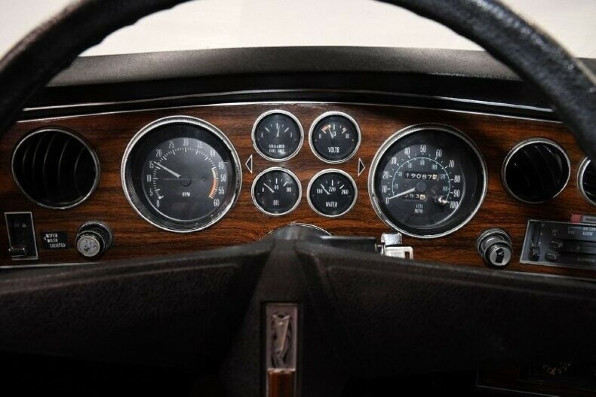 1976 Pontiac Grand Prix - photo 2