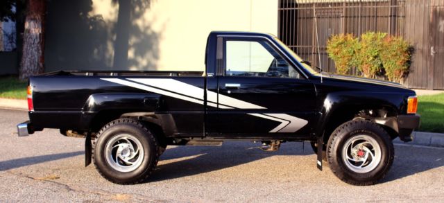 1988 Toyota Tacoma / Pickup,4x4, California One Owner, Hi Lux - photo 3