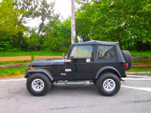 1986 Jeep CJ Laredo - photo 5