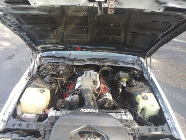 1989 Chevrolet Camaro Iroc z28 - photo 2