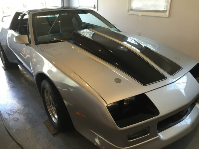 1982 Chevrolet Camaro - photo 3