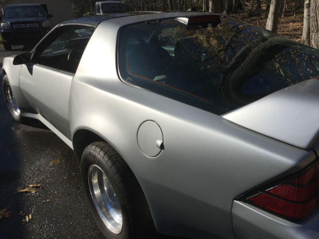 1982 Chevrolet Camaro - photo 9
