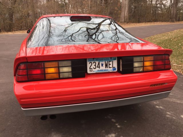 1986 Chevrolet Camaro Z28 - photo 3