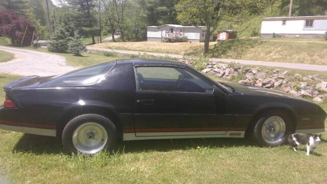 1984 Chevrolet Camaro - photo 4