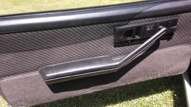 1984 Chevrolet Camaro - photo 6