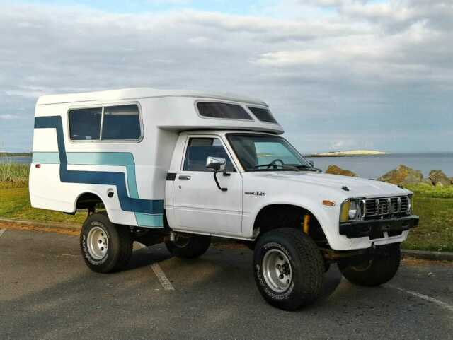 Camper truck off-road 4wd 4x4 chinook pop top expedition vehicle van 1979 Toyota Pickup Chinook Pop Top Camper