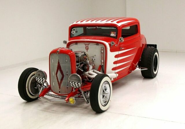 Candy Red & White/Chrome Aplenty/Open Engine Bay/Nifty Interior 1932 Ford 3 Window Coupe