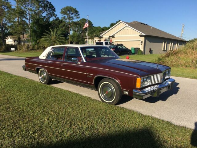 1979 Oldsmobile Ninety-Eight 4 dr - photo 2