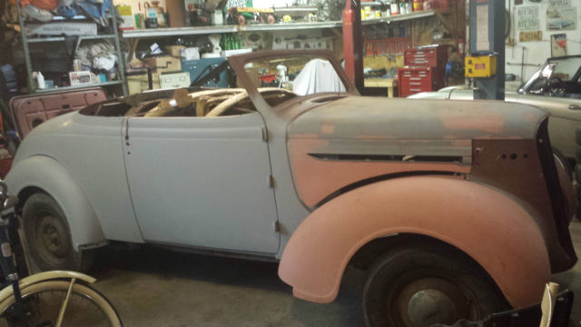 1937 Plymouth Convertible coupe with rumble seat - photo 7