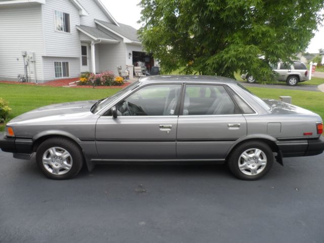 1988 Toyota Camry - photo 3