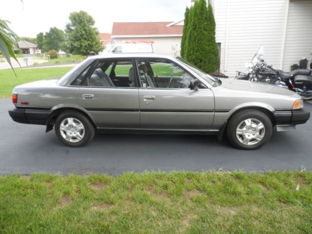 1988 Toyota Camry - photo 5