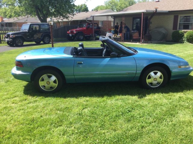 1990 Buick Reatta - photo 2